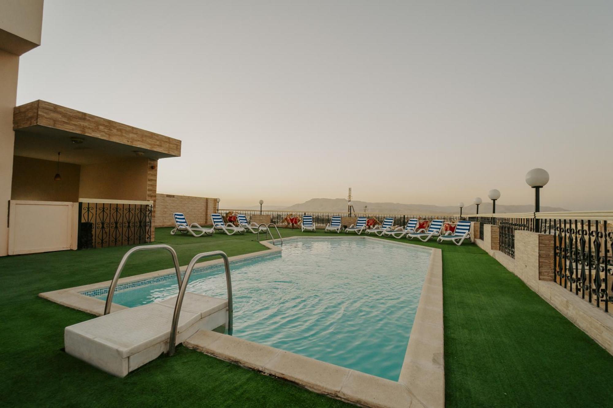 Queens Valley Hotel Луксор Экстерьер фото