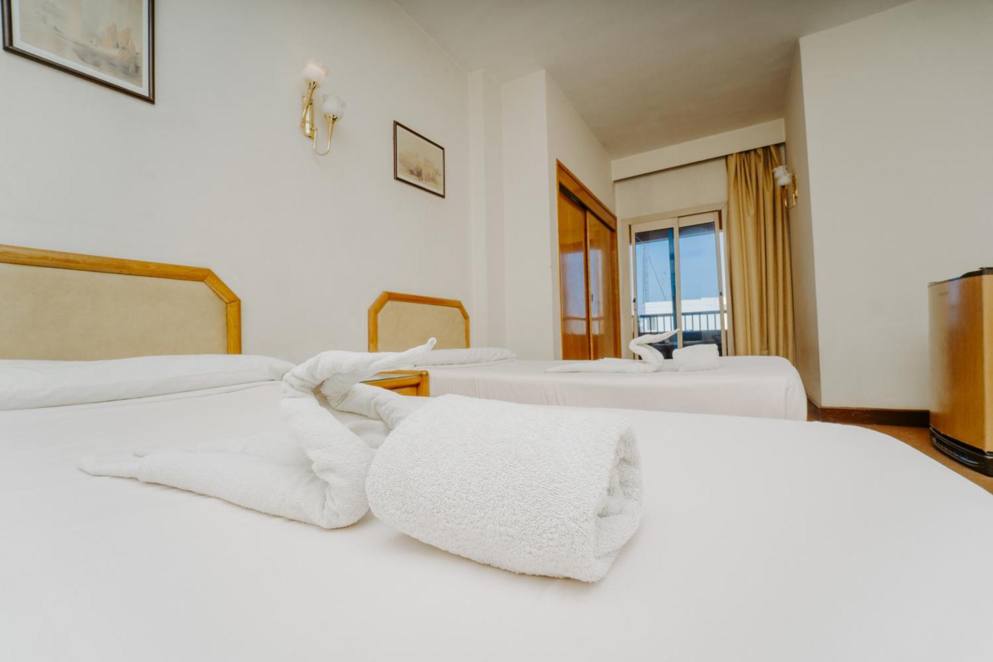 Queens Valley Hotel Луксор Экстерьер фото