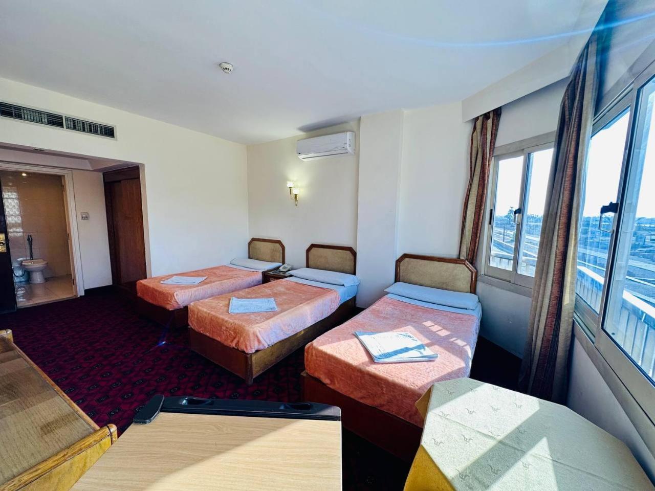 Queens Valley Hotel Луксор Экстерьер фото