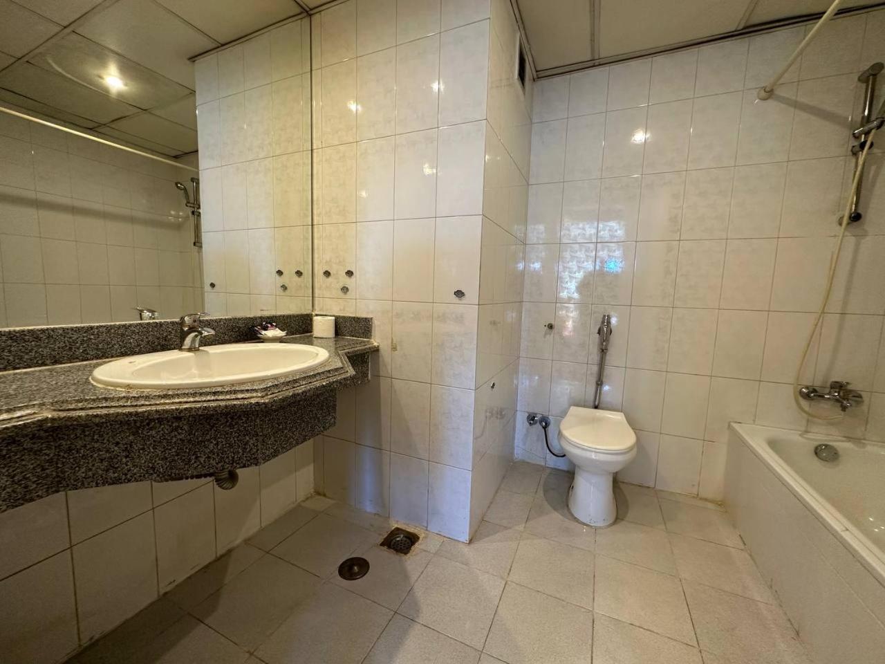 Queens Valley Hotel Луксор Экстерьер фото