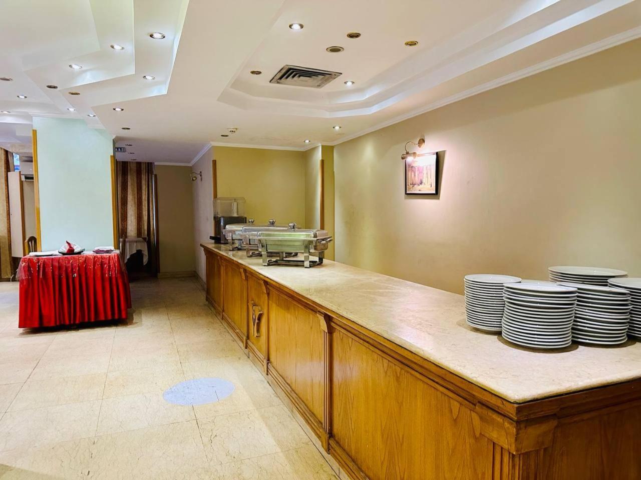 Queens Valley Hotel Луксор Экстерьер фото