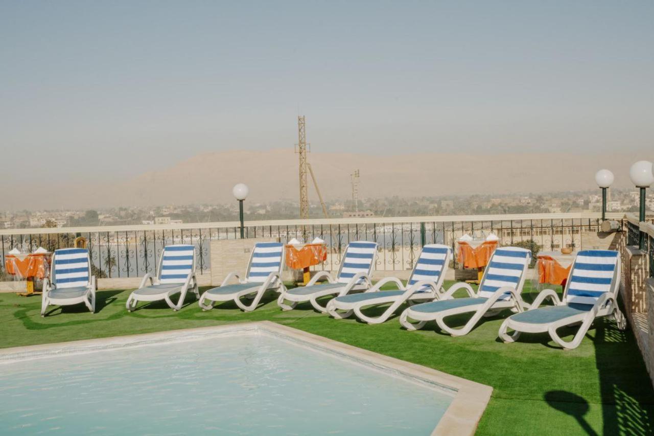 Queens Valley Hotel Луксор Экстерьер фото