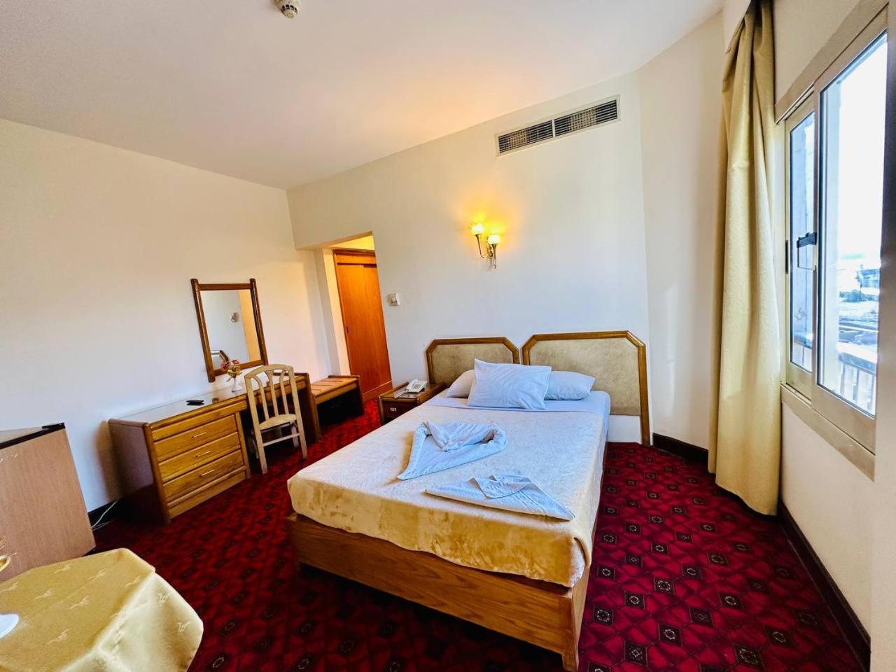 Queens Valley Hotel Луксор Экстерьер фото
