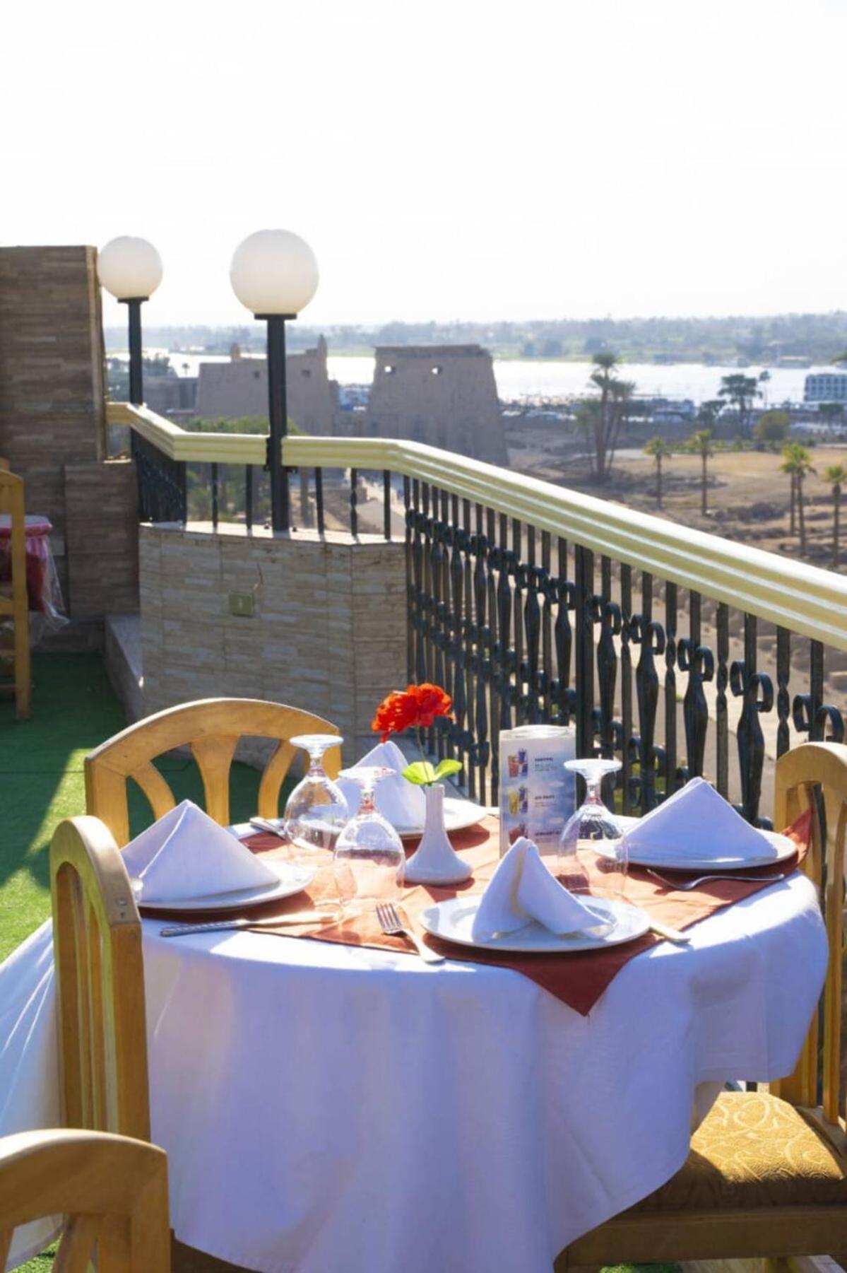 Queens Valley Hotel Луксор Экстерьер фото