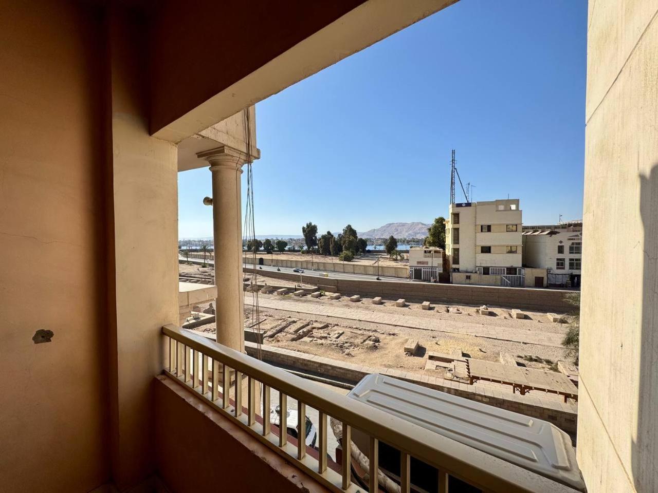 Queens Valley Hotel Луксор Экстерьер фото